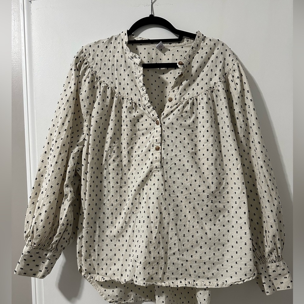 Old Navy Clip-Dot Classic Button-Down Shirt
